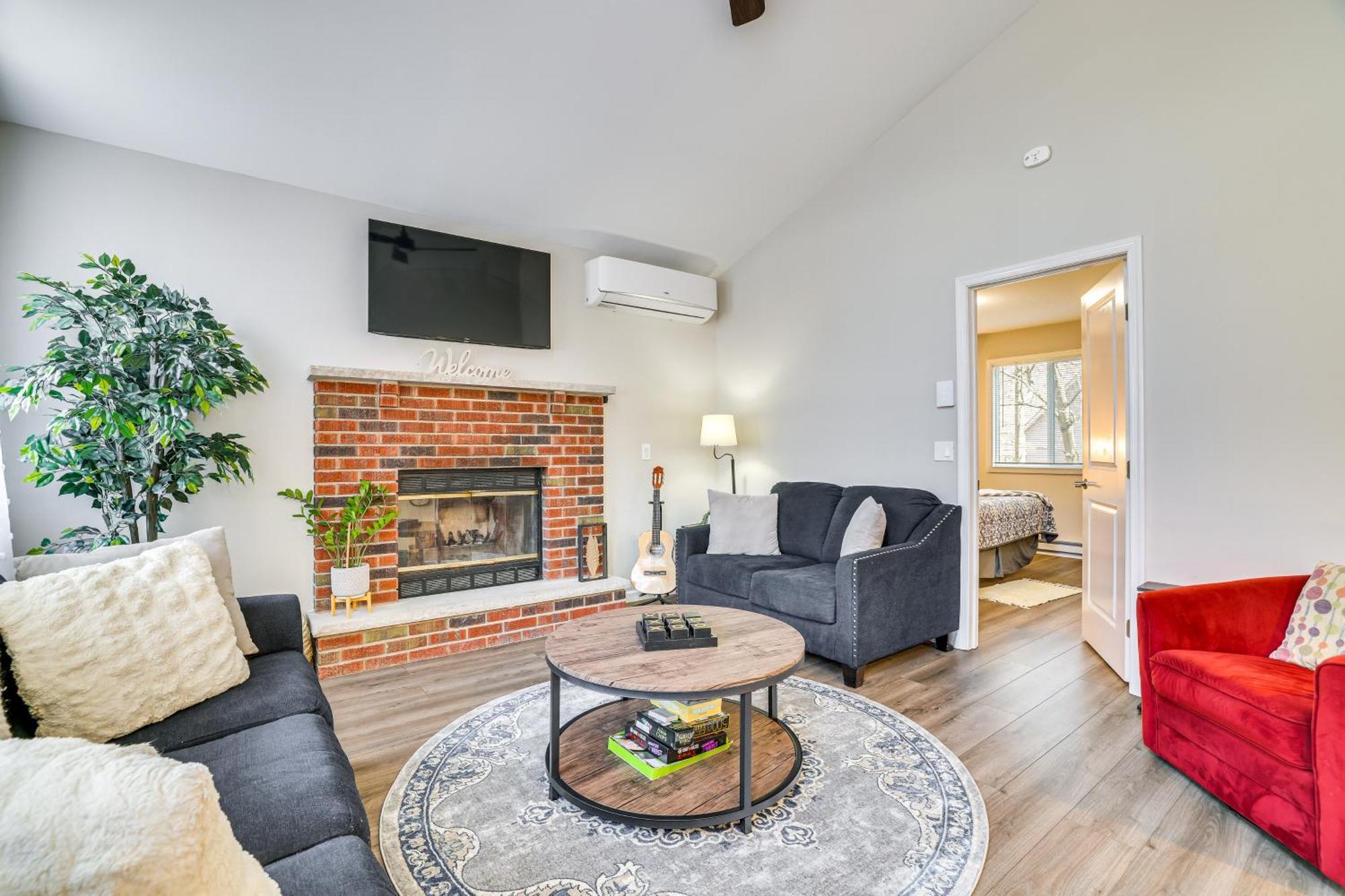 Holiday home Stylish With Fire Pit And Access! *