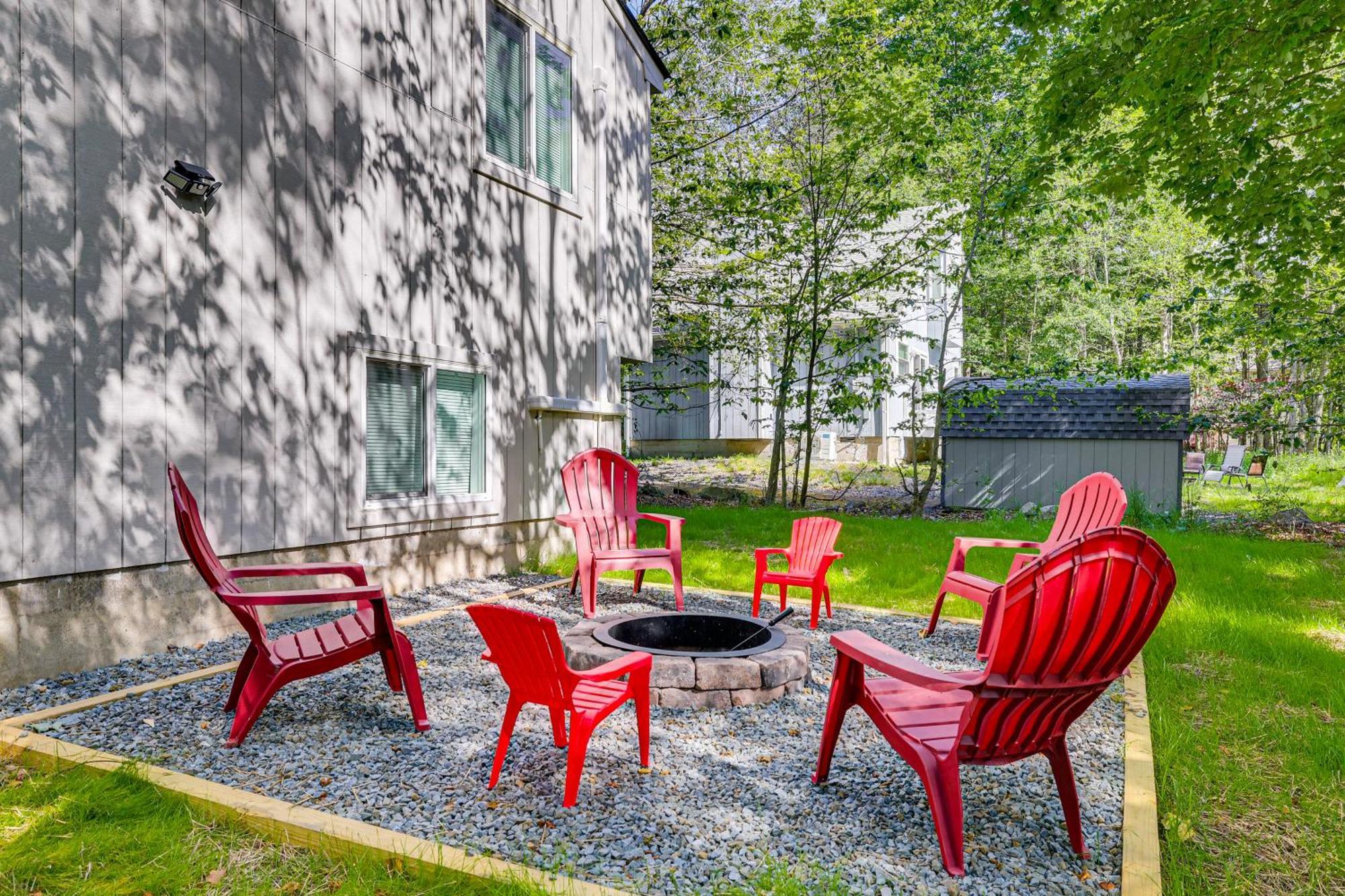 Holiday home Stylish With Fire Pit And Access! *